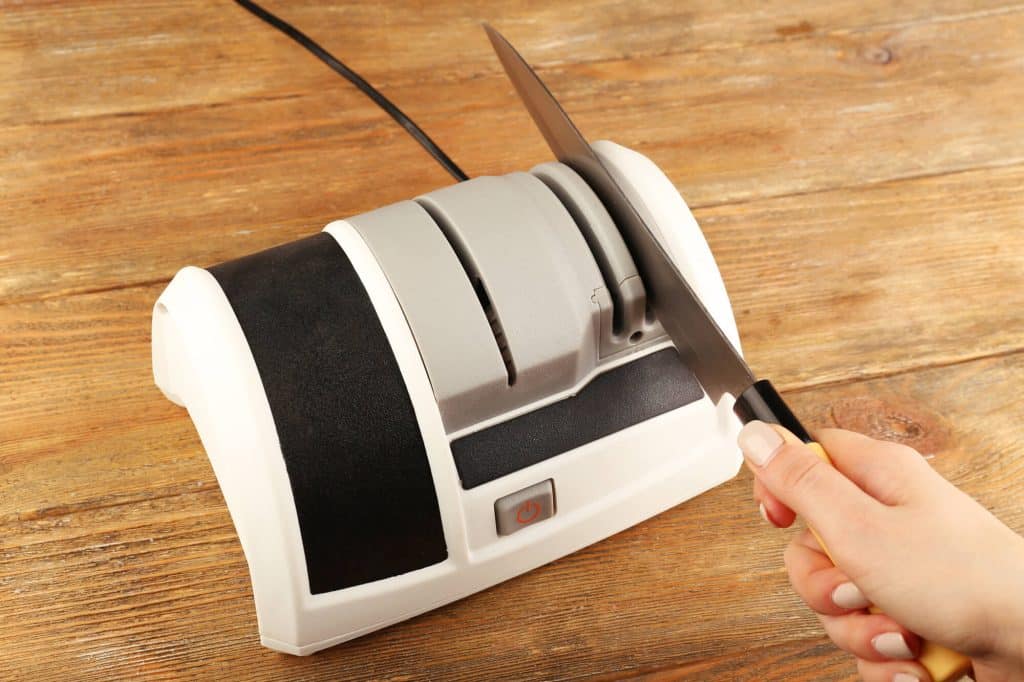 How to Sharpen Electric Knife Blades – santokuknives